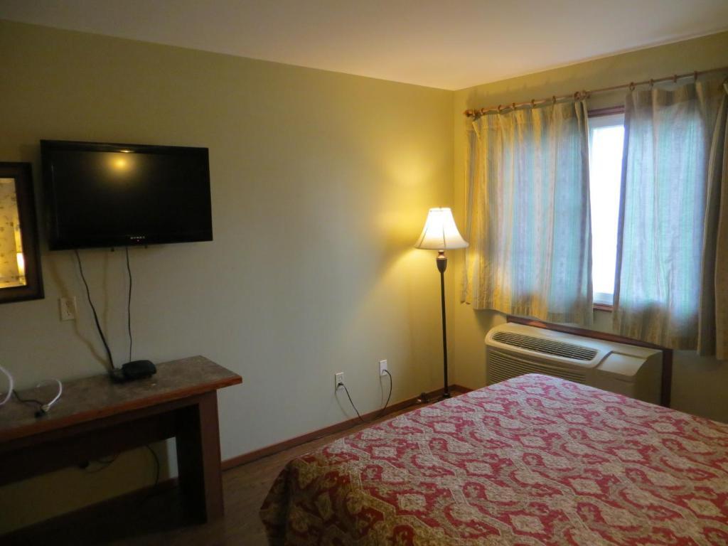 Hotel Queen Bee Winnipeg